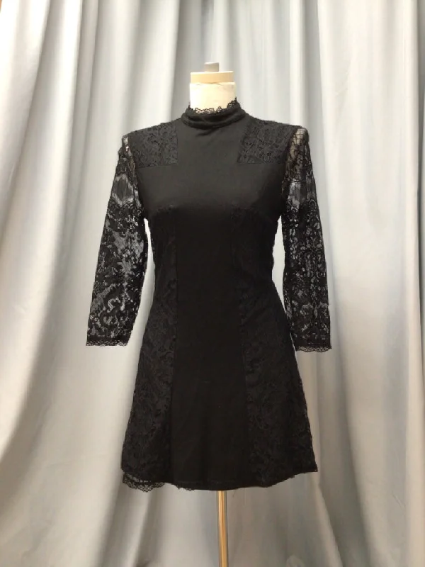 KILLSTAR SIZE MEDIUM Ladies DRESS