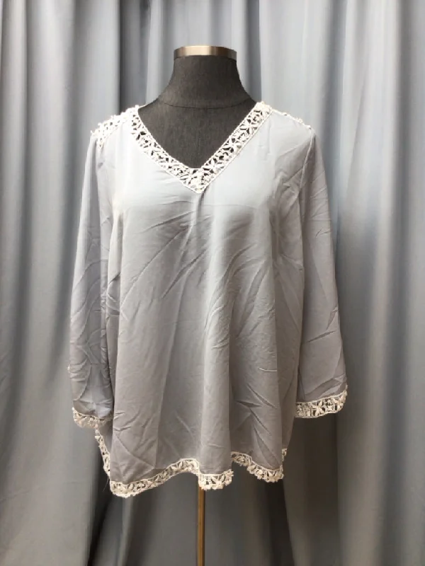 LANE BRYANT SIZE 26/28 Ladies BLOUSE